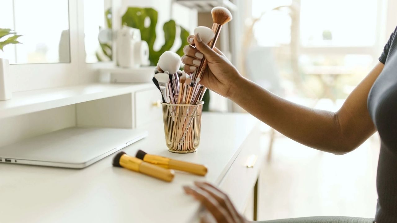 Beauty Tools You Don’t Need To Replace Often: A Smarter, Low-Fuss Routine