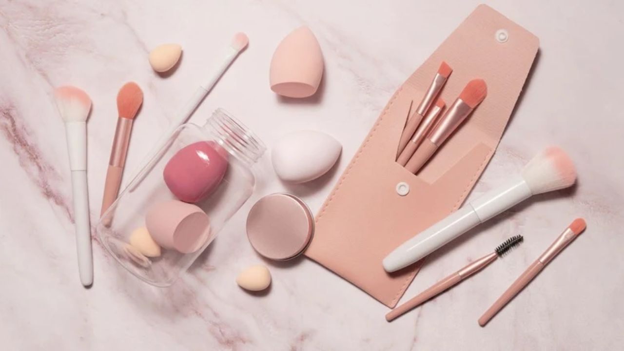 How To Store Beauty Tools Properly: Simple Storage Tips That Keep Your Routine Clean