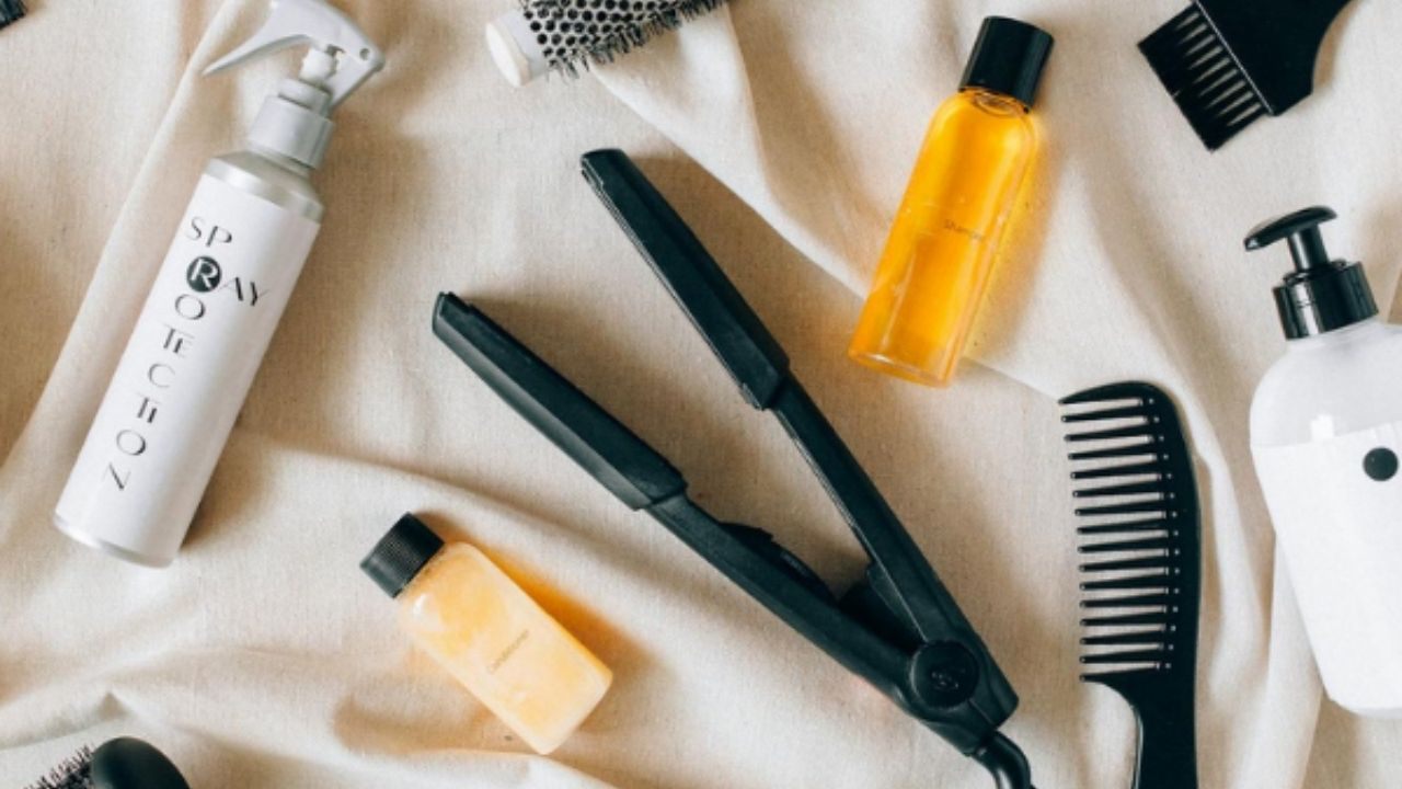 How To Use Beauty Tools Without Damaging Hair: A Practical Guide For Everyday Styling